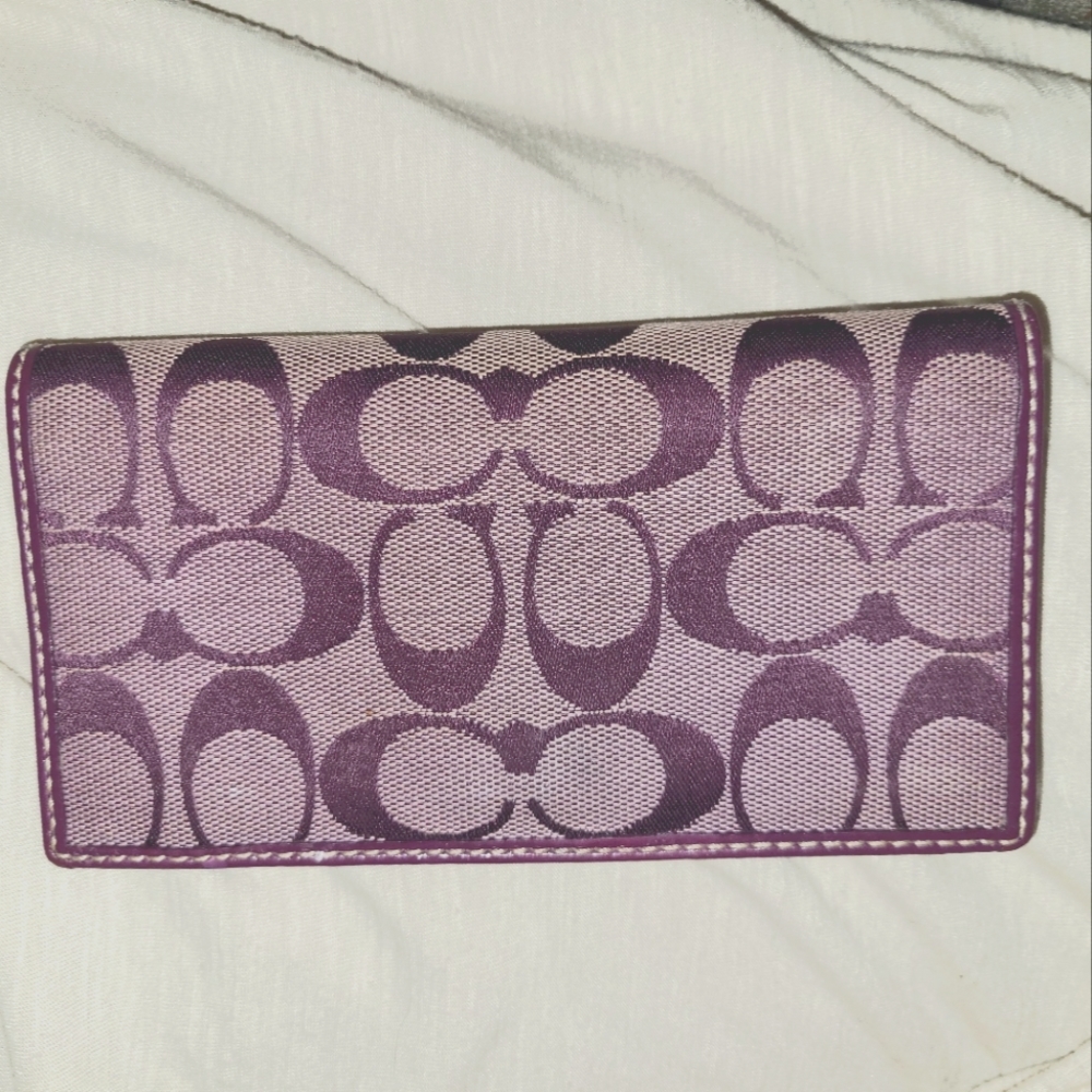 Coach EUC Purple Checkbook Holder